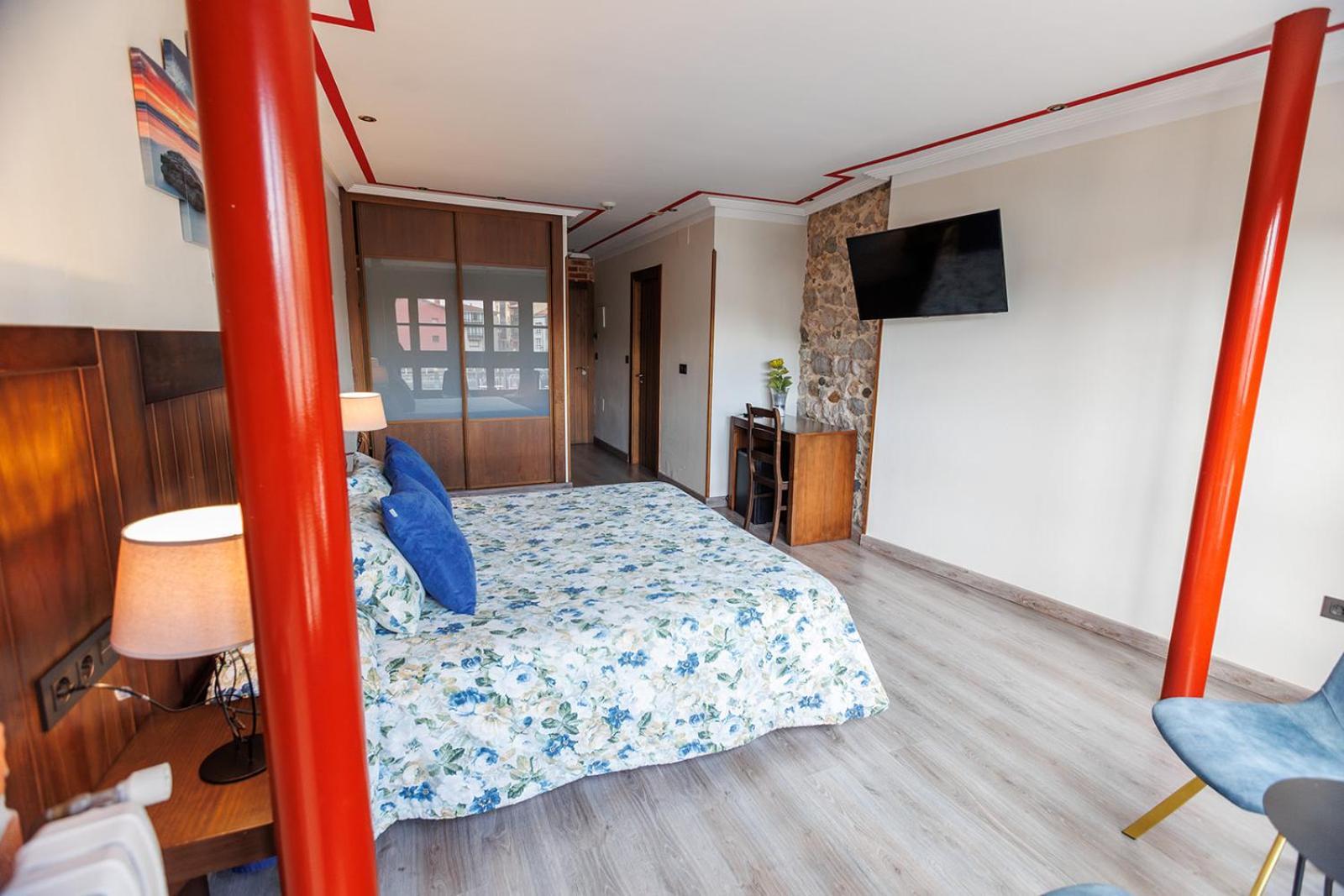 Hotel Puerto Rico Llanes Kültér fotó